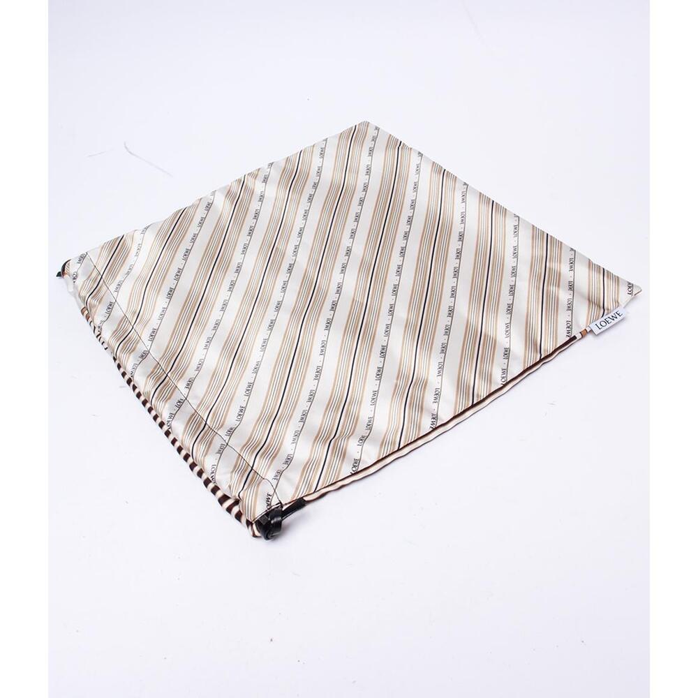 Loewe drawstring pouch - Picture 6 of 7